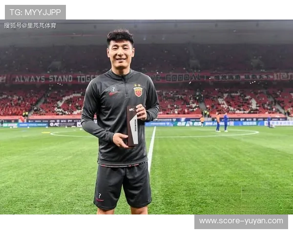 中国足球男星武磊：从中超锋线利器到西甲征战新篇章